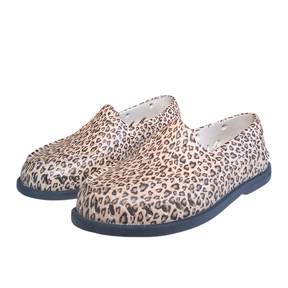 Leopard Print Slip-On Shoes